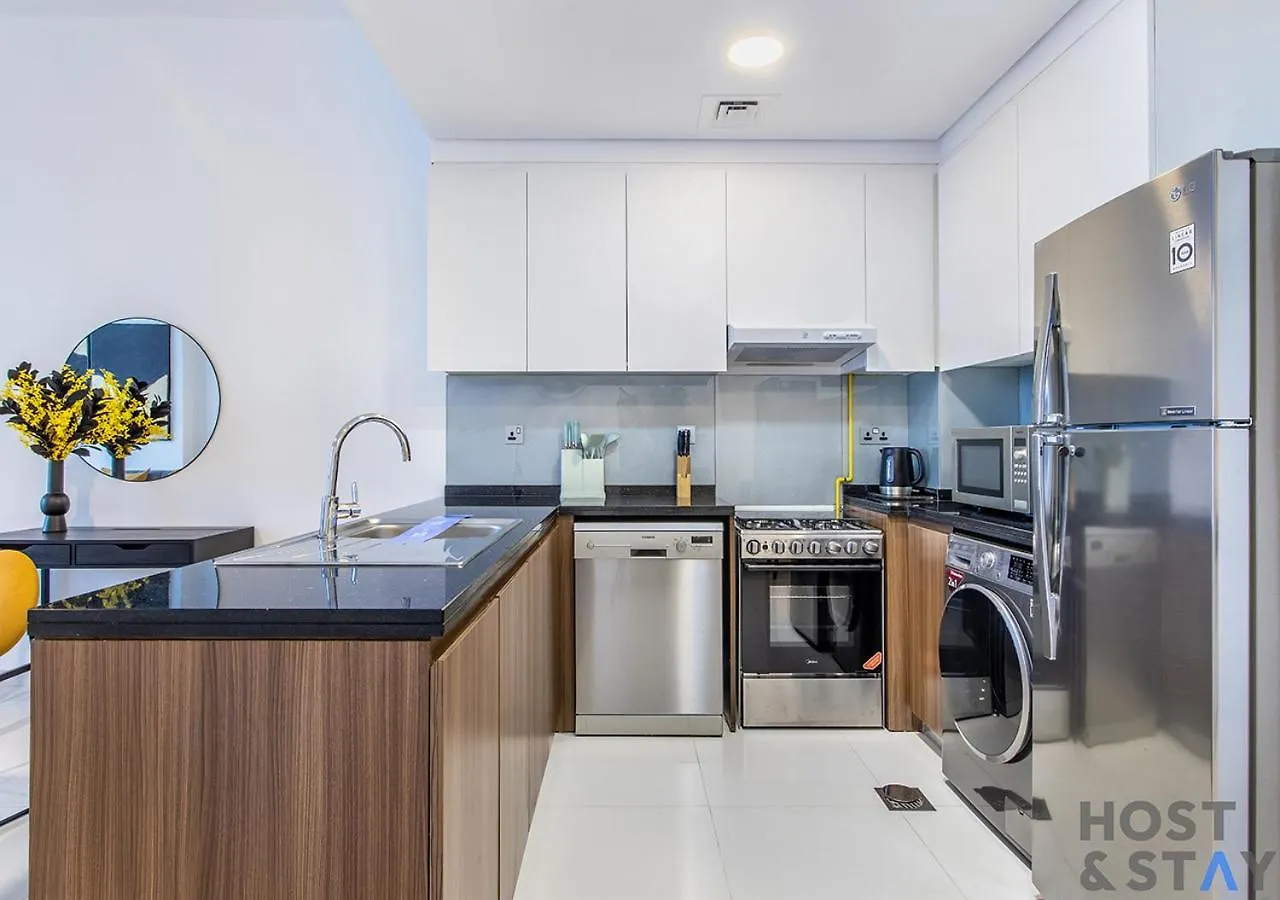 Host And Stay - Luxury Apartments In Orchid, Damac Hills With Premium Amenities دبي